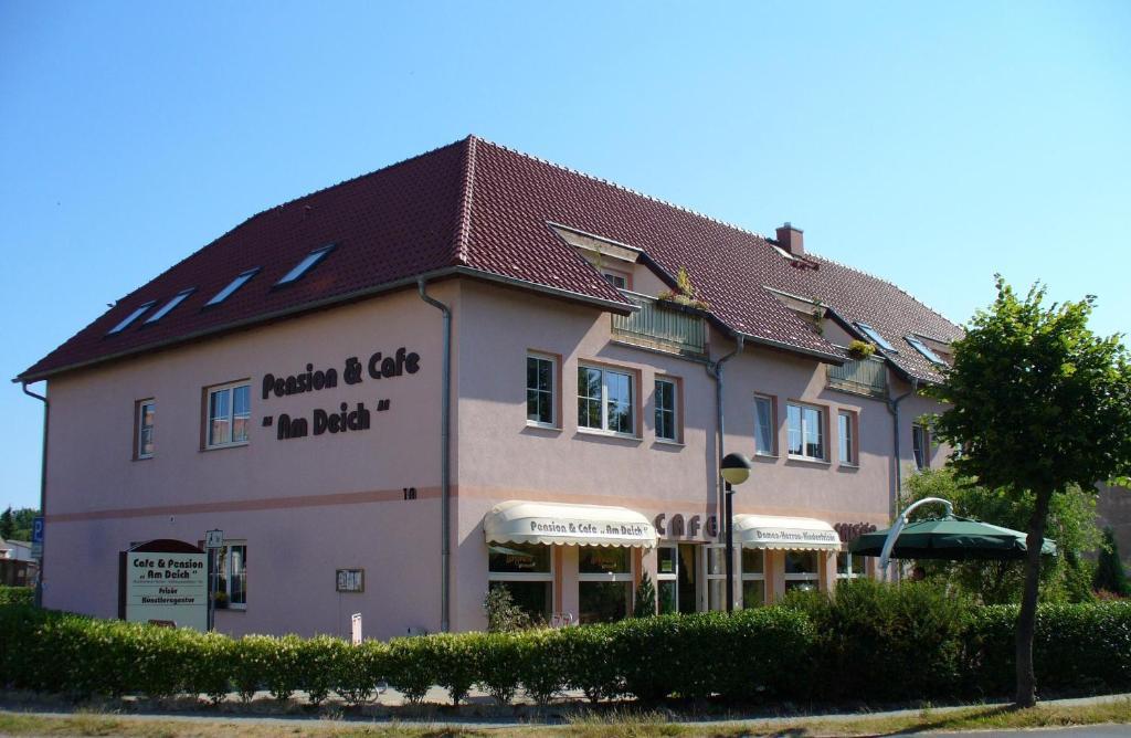 Pension Am Deich Kroslin Екстер'єр фото