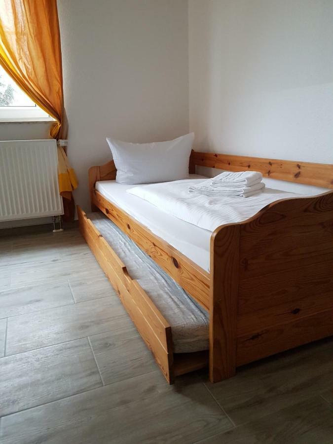 Pension Am Deich Kroslin Екстер'єр фото